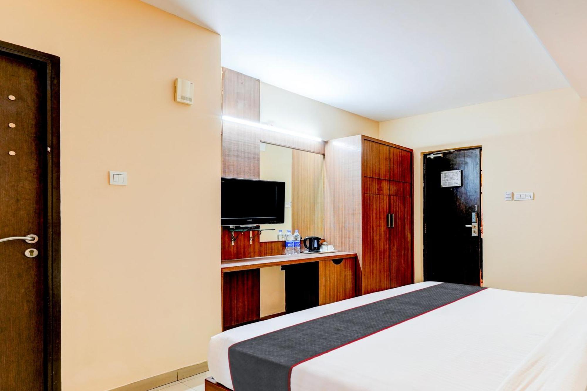 Hotel O Shreyas Shack Bangalore Exteriör bild