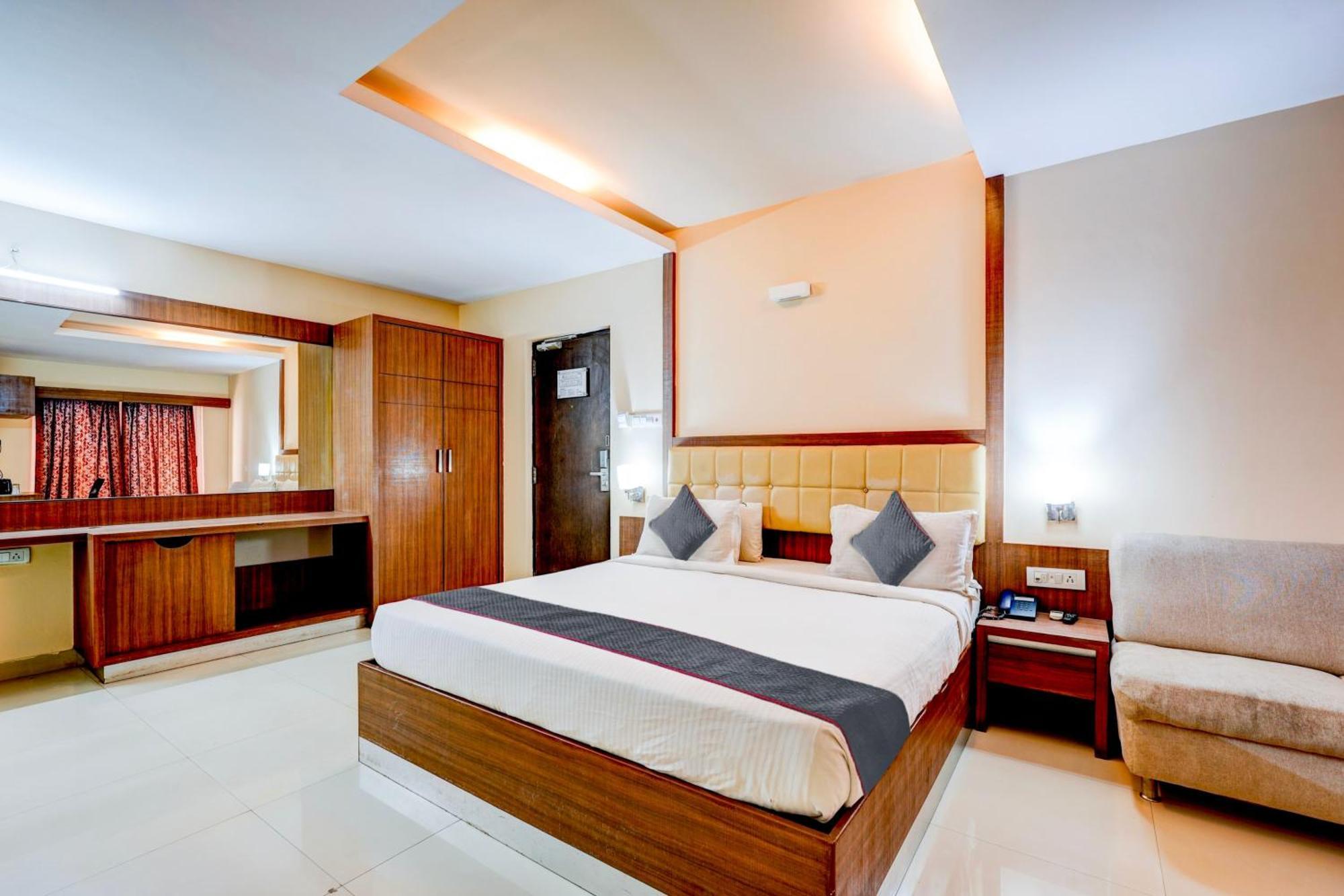 Hotel O Shreyas Shack Bangalore Exteriör bild